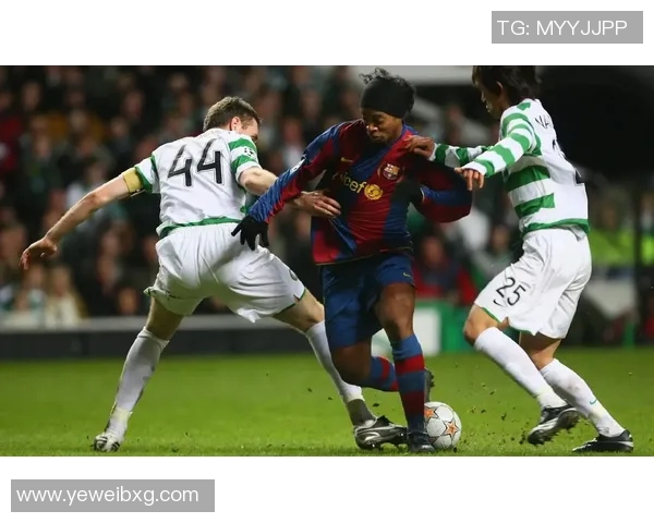 将自己的照片与足球明星合成打造独特的个性化足球艺术作品